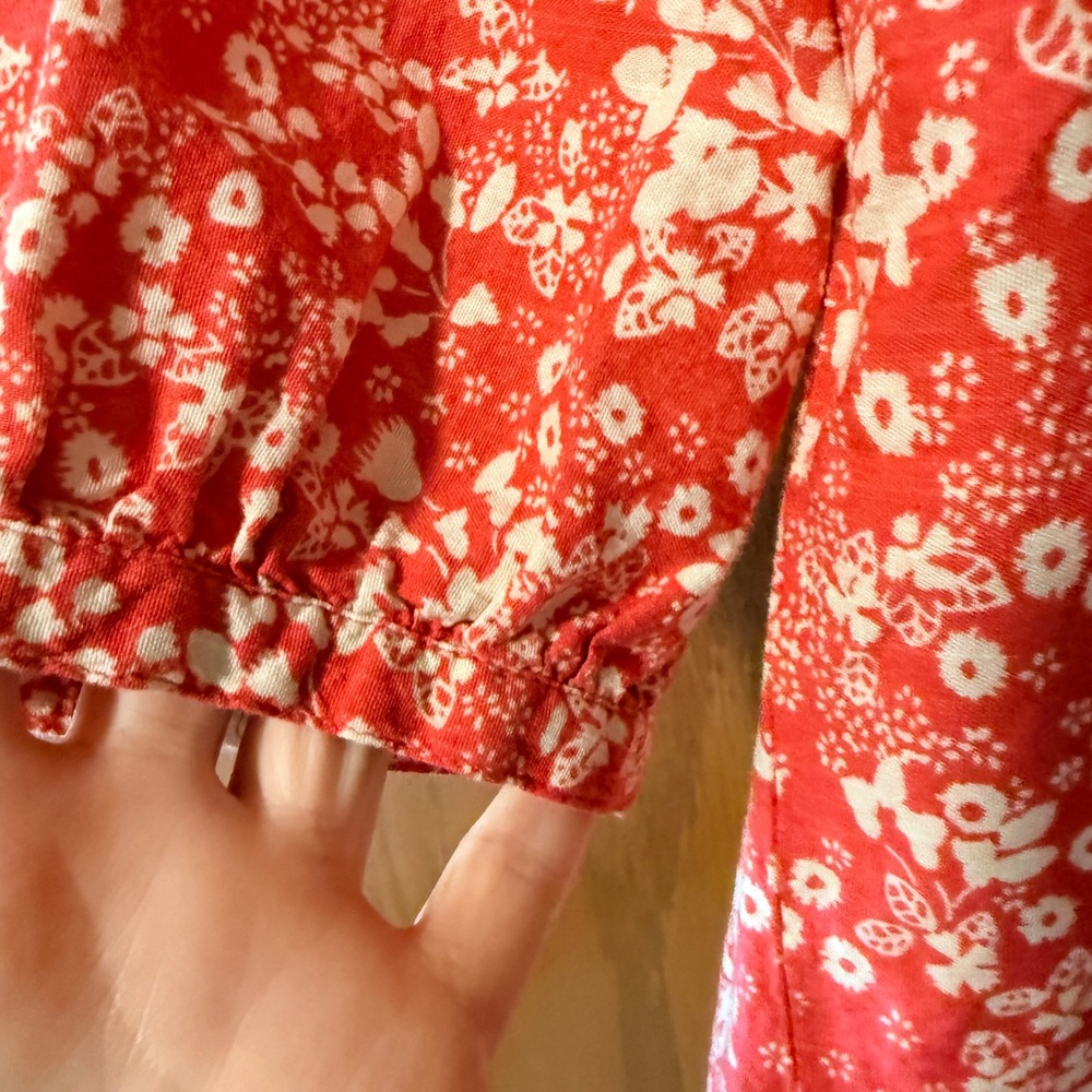 Knox Rose Oversized Small Red Floral Button Front 3/4 Sleeve Boho Blouse Top - Picture 9 of 10